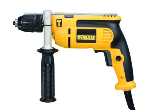 DEWALT udarni vrtalnik DWD024S